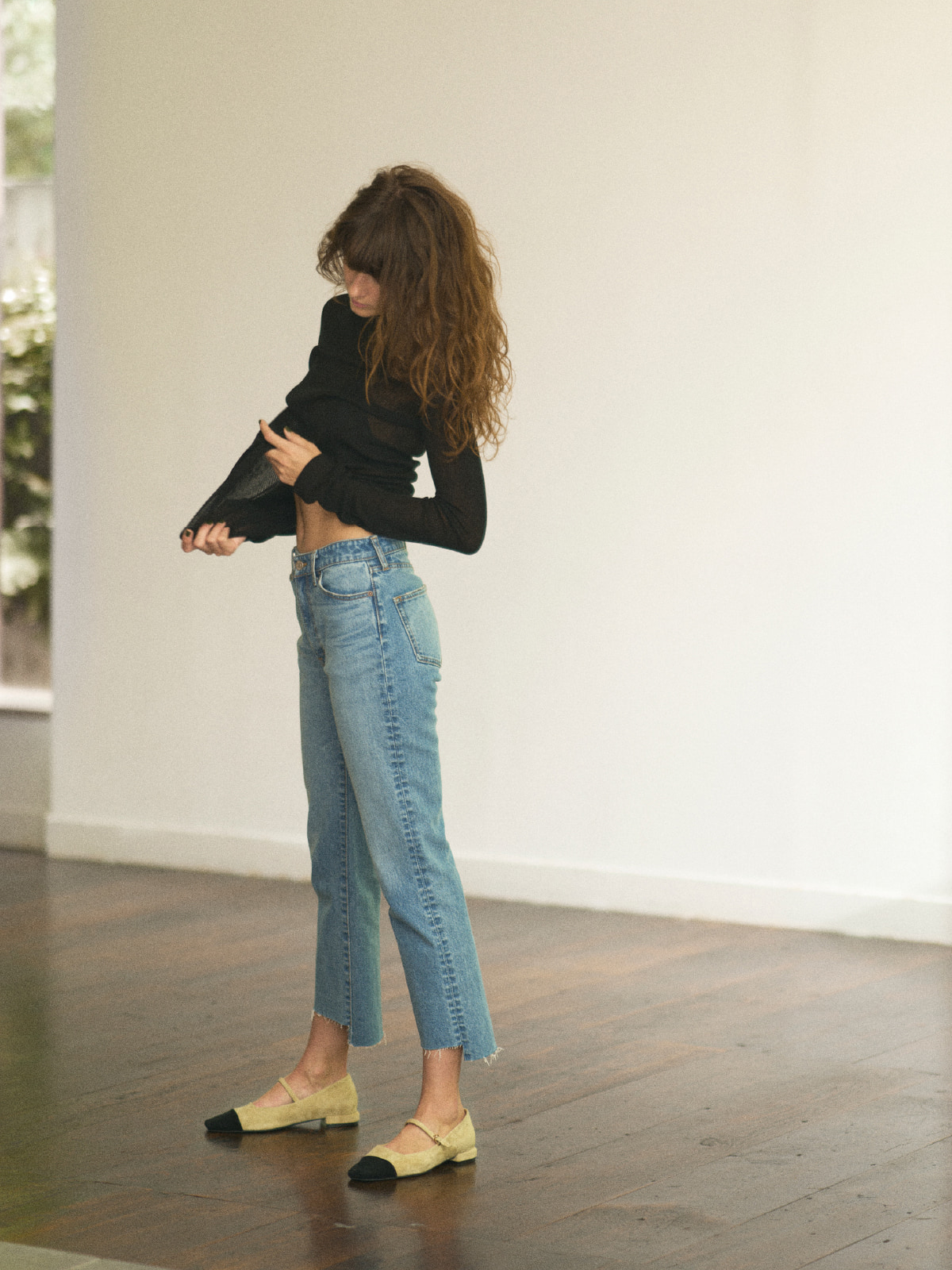 Knit Tops 6,930yen / Pants 8,910yen / Shoes 12,980yen