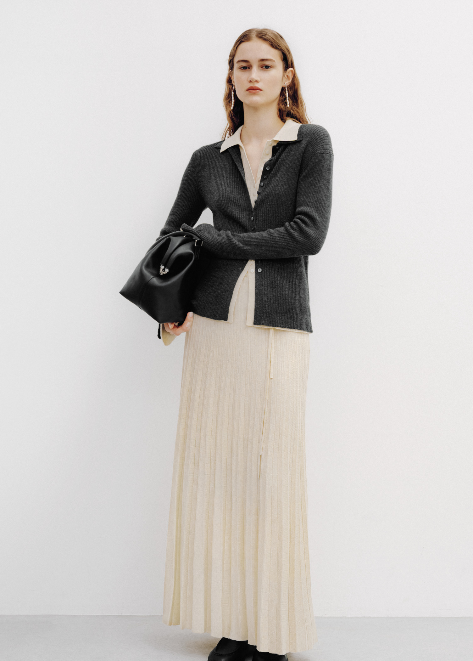 Part. 4 of 15：cardigan・cardigan・skirt・shoes・bag