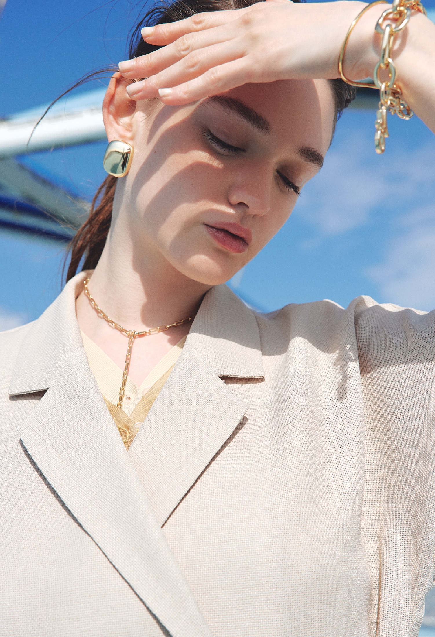 同コーディネートの別アングル