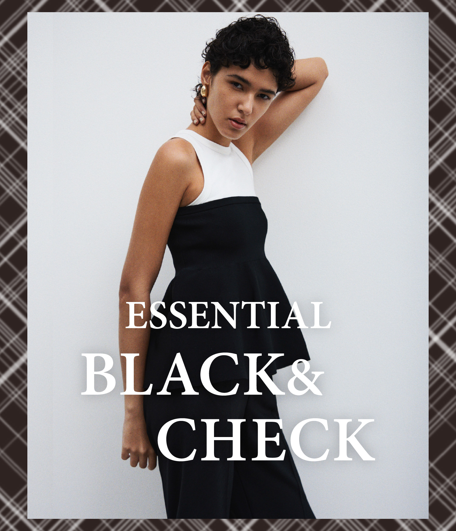 ESSENTIAL BLACK & CHECK