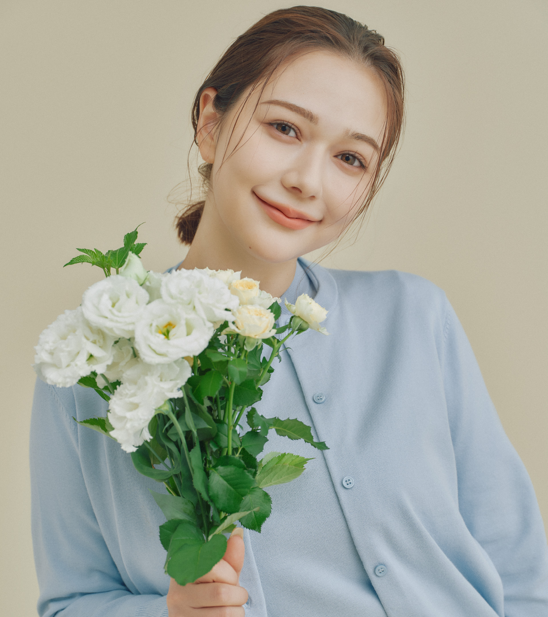 どの村重杏奈が好み？着々コーデ上手のメインビジュアル