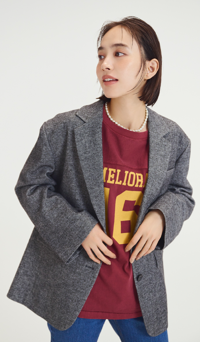 BIGコートジャケット、ヴィンテージライクフットボールTシャツ