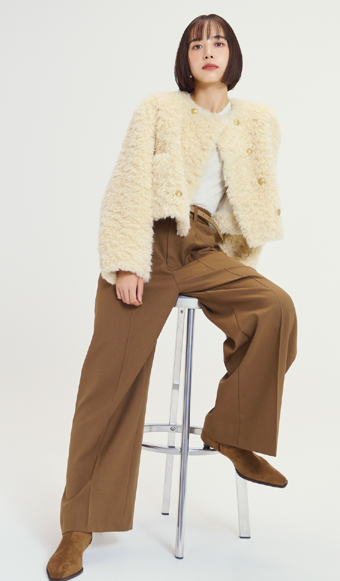 ベロアヘンリーネックリブニット、2タックワイドパンツ