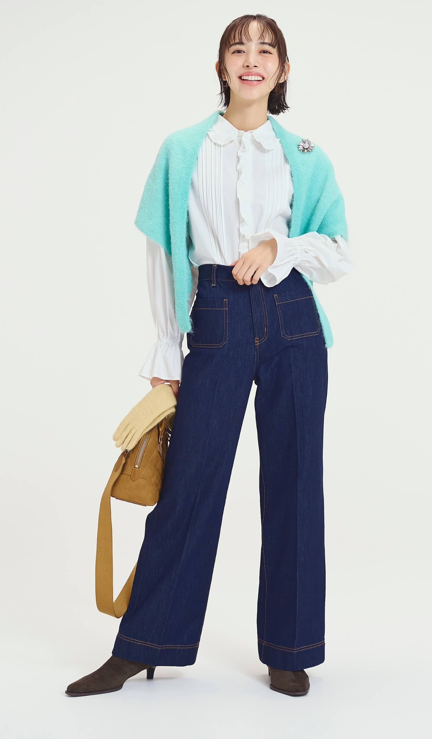 フリルカラーパフスリーブブラウス、パッチポケットデザインシガレットデニムパンツ