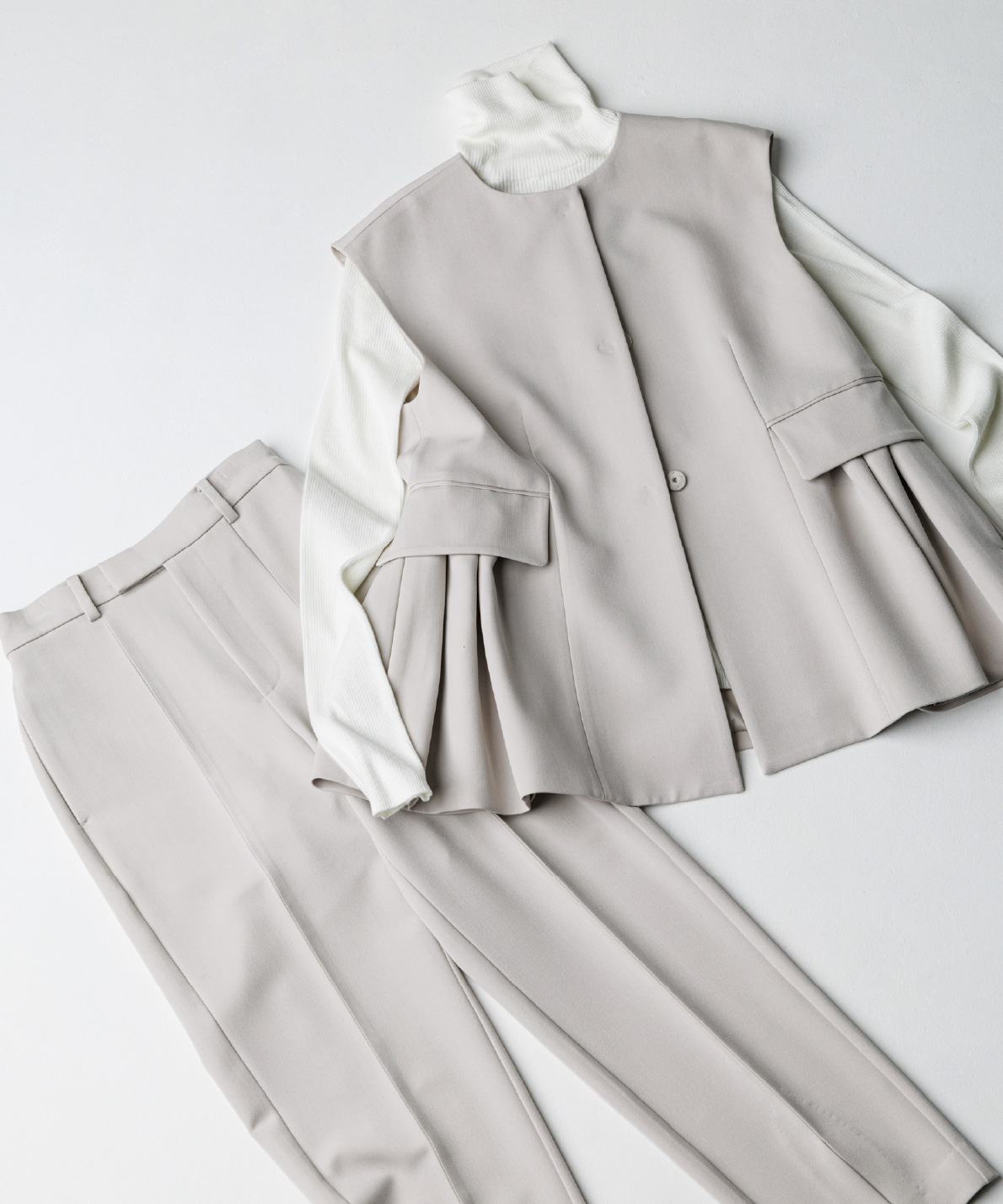 【お年玉】ベスト×ニットプルオーバー×パンツ 3点SETの商品画像