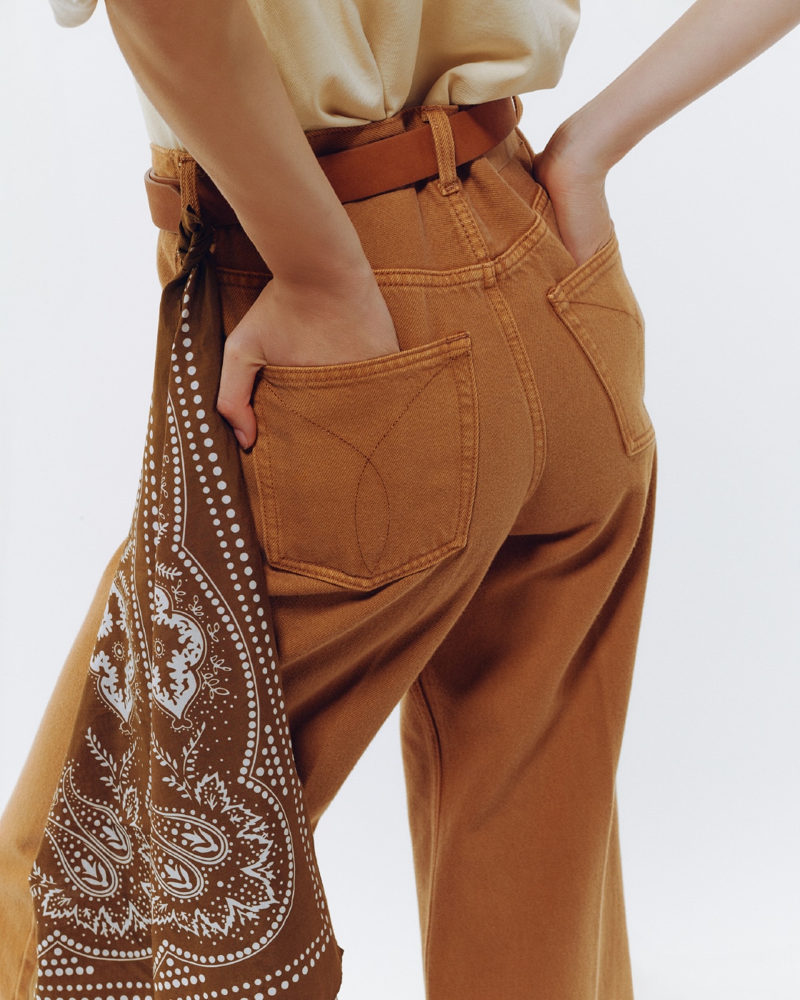 同コーディネートの別アングル