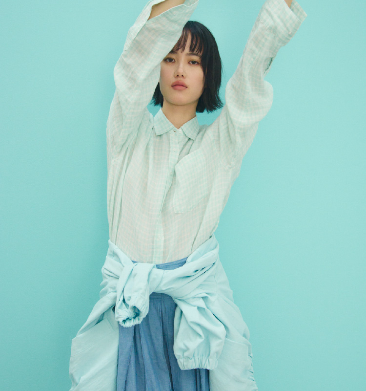 同コーディネートの別ショット