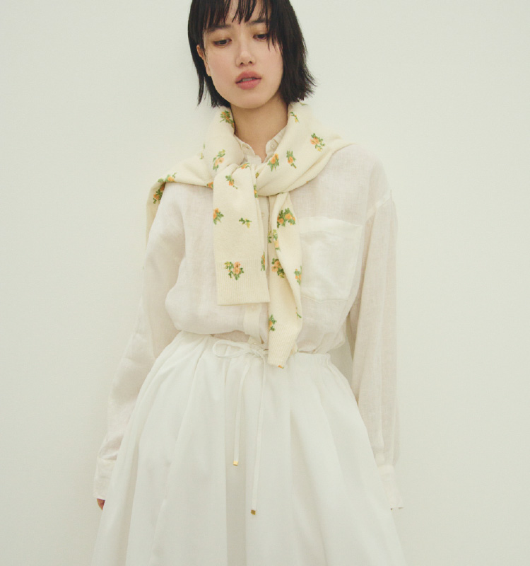 同コーディネートの別ショット