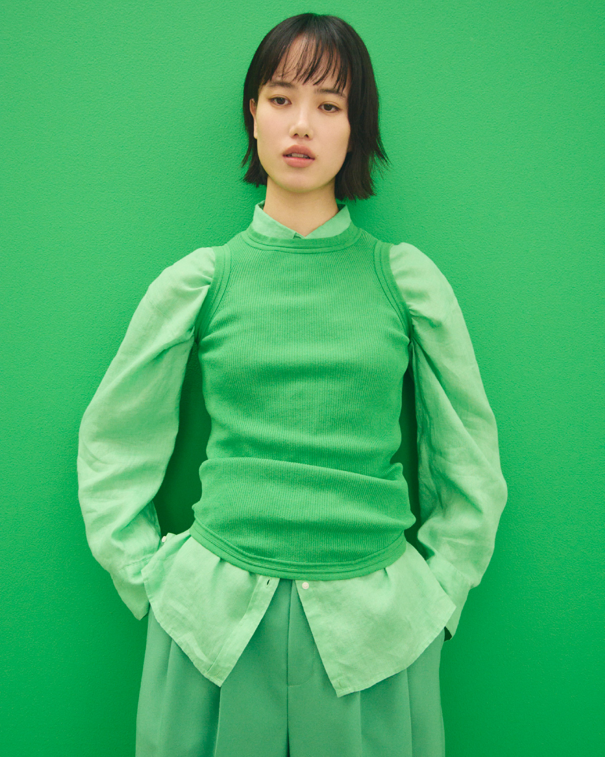 ポケット付きフレンチリネンＳＨ、ＵＶケアアメスリタンク、ドライタッチ２タックワイドＰＴの着用イメージ