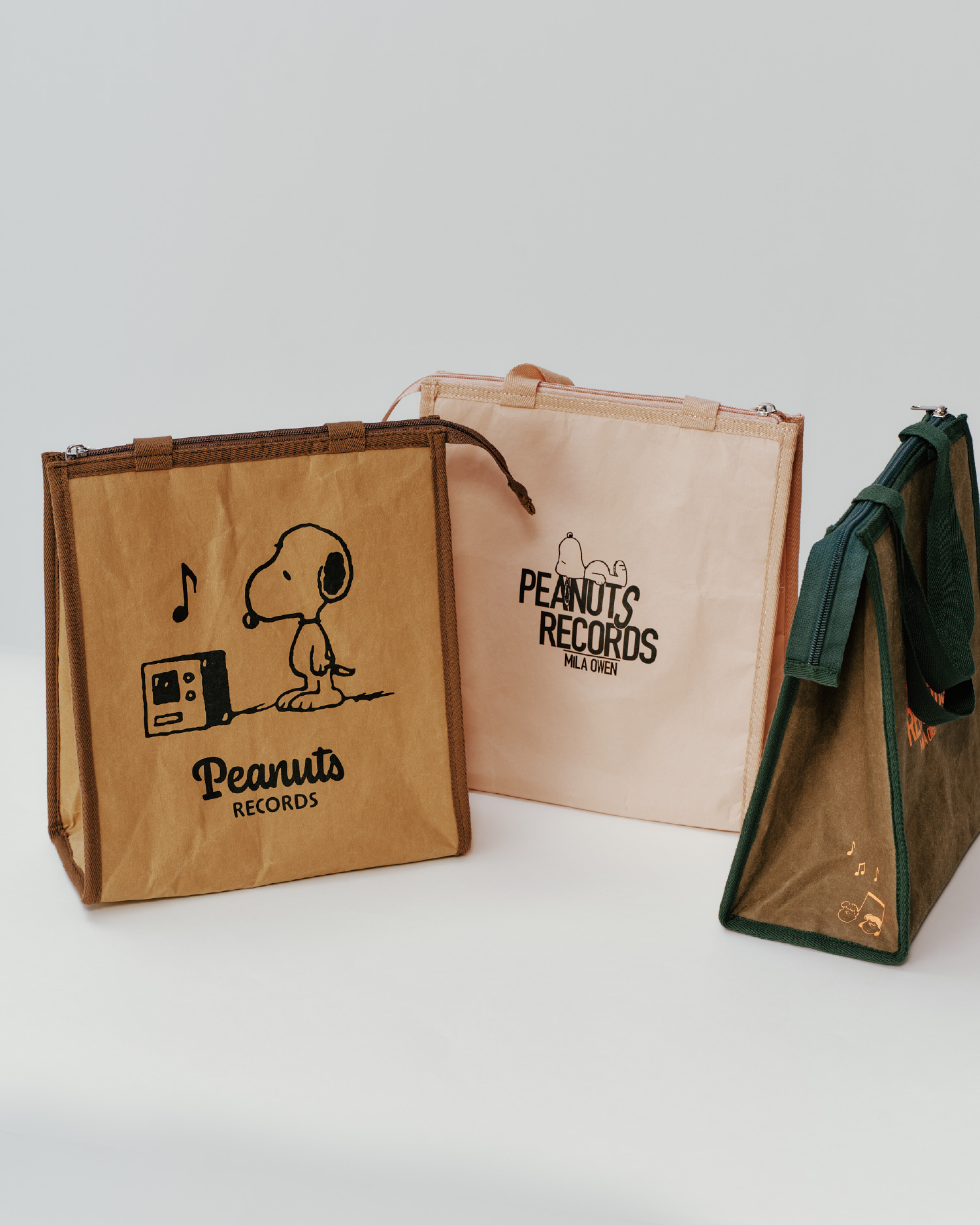 ＰＥＡＮＵＴコラボｓｎｏｏｐｙ保冷バッグの商品画像