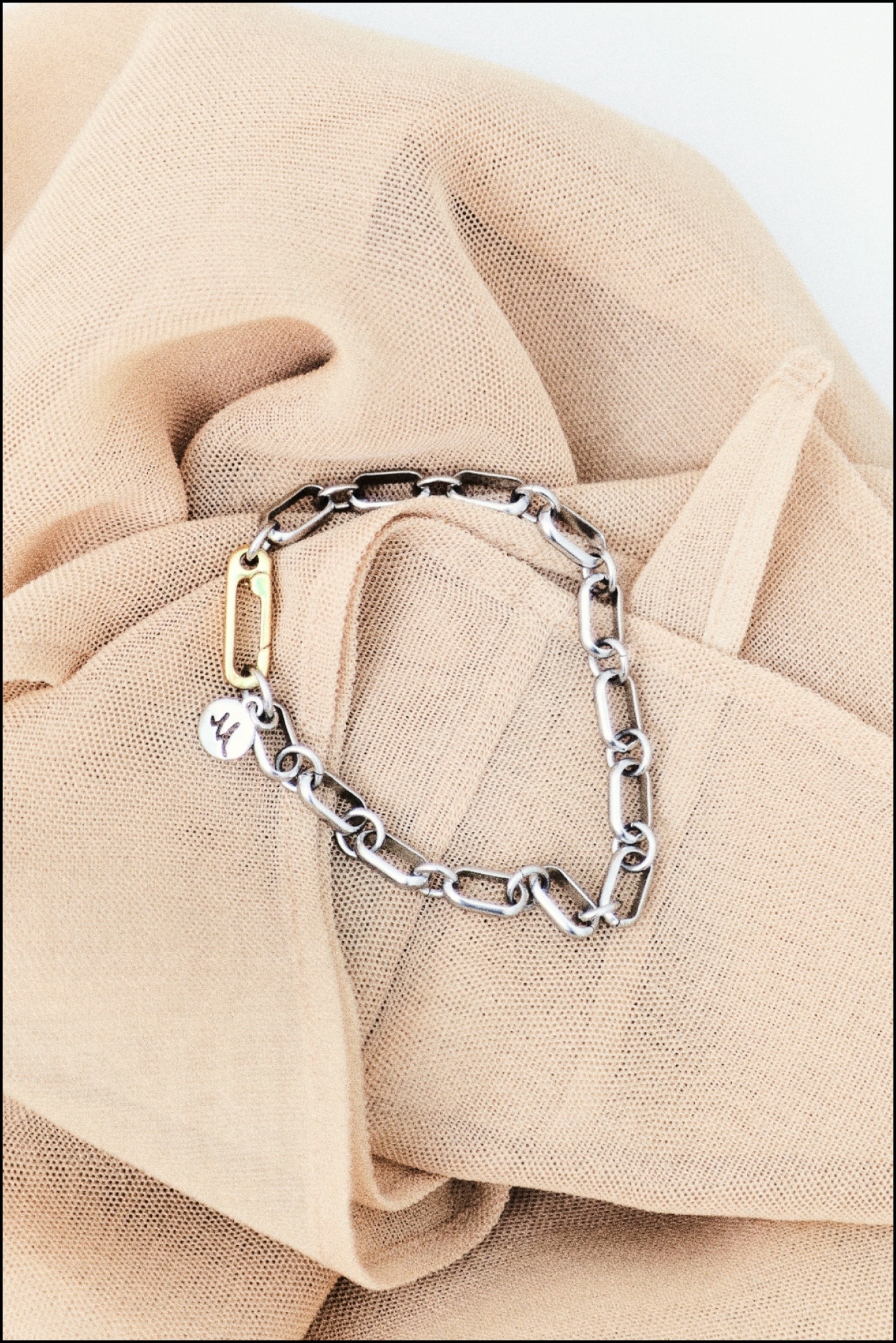 【EVERYDAY PROOF JEWELRY 】マルチチェーンブレス商品写真