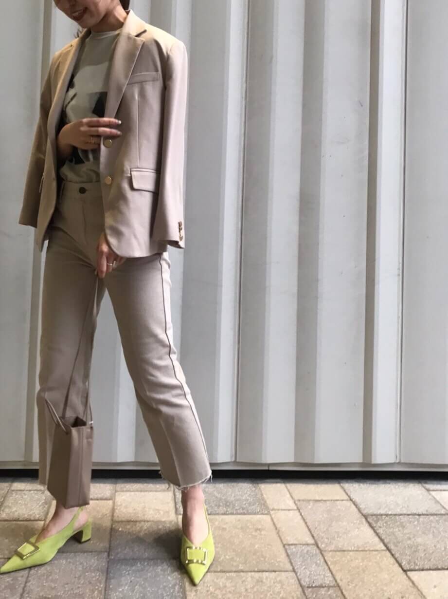 Staff Snap Mila Owen ミラ オーウェン 公式サイト